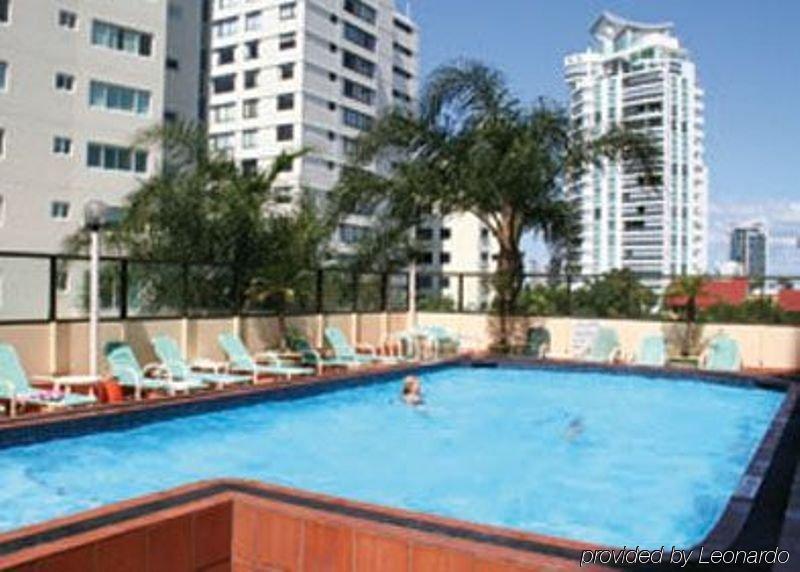 Sandy Point Beach Resort Гоулд Коуст Екстериор снимка