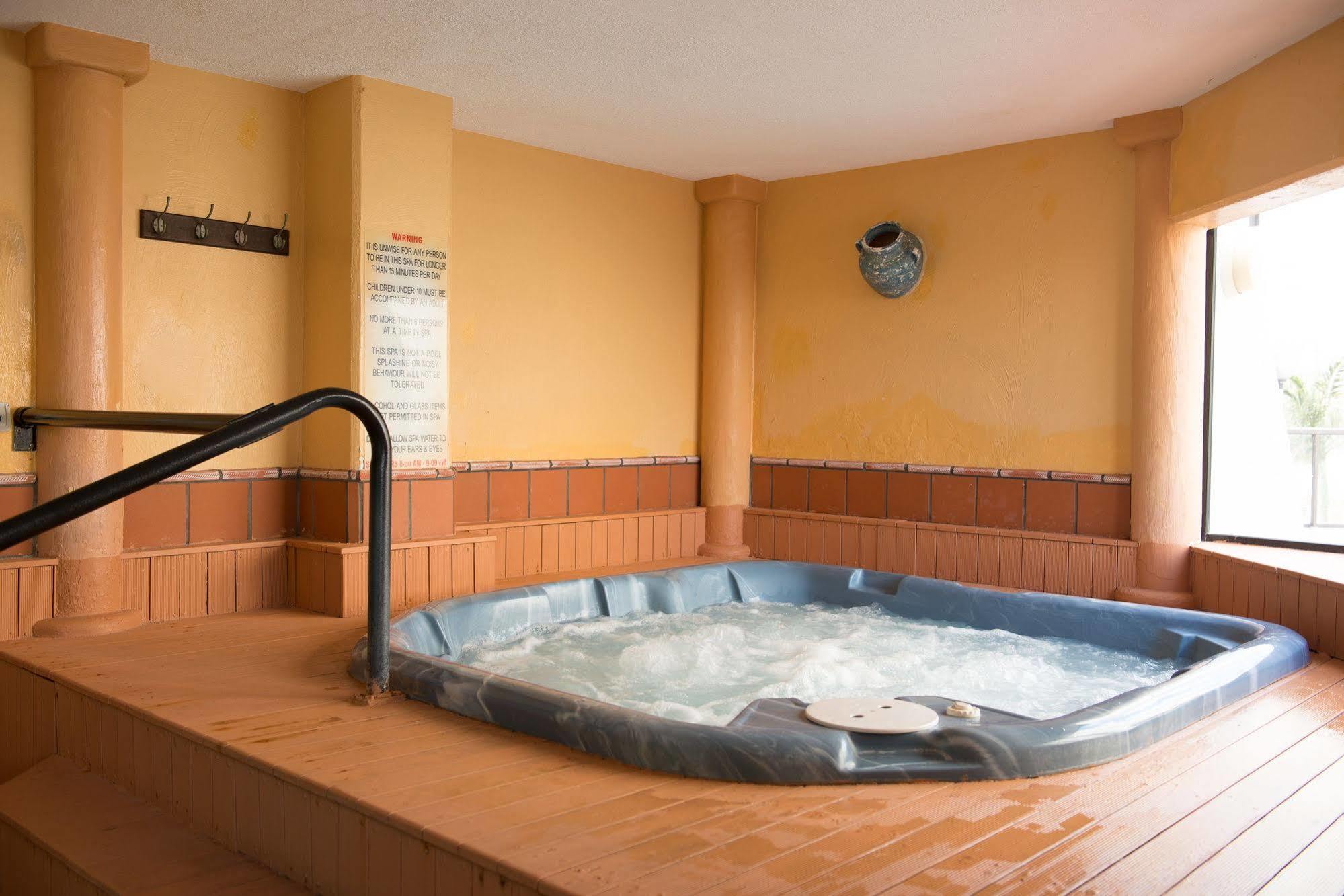 Sandy Point Beach Resort Гоулд Коуст Екстериор снимка